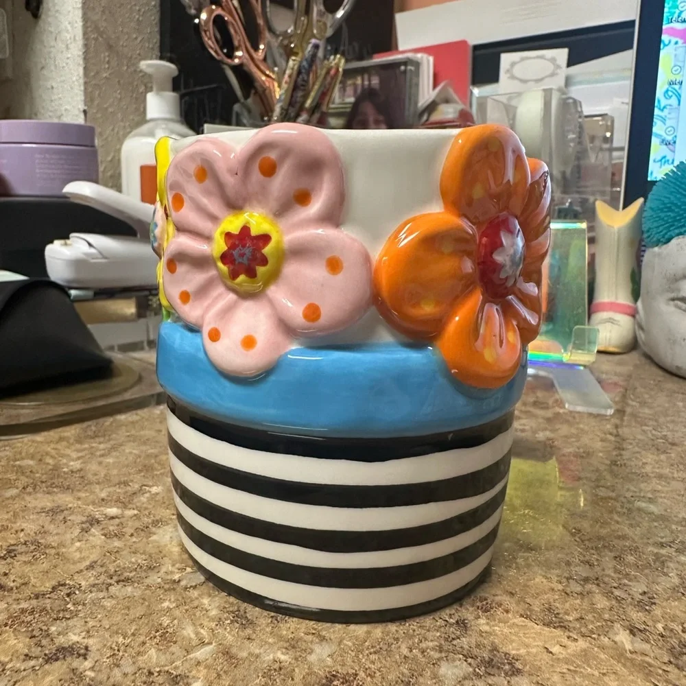 Happy Everything Flowers Shaped Mug